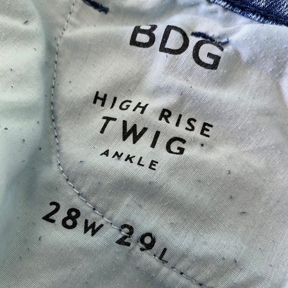 BDG High Rise skinny Jean - Picture 5 of 5